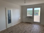 Großzügige 3-Zimmerwohnung mit Balkon u. Weitblick - Wohnzimmer