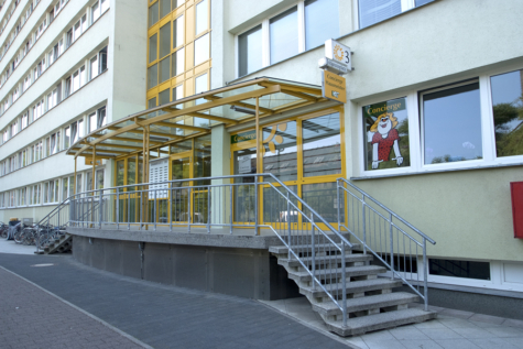 Kleine 1,5-Zimmerwohnung für Azubis und Studenten mit Einbauküche, Zentrum-Ost, Johannisplatz 3