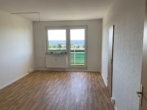 Renovierte 2-Zimmerwohnung mit Balkon im ruhigen Norden von Grünau - Wohnzimmer